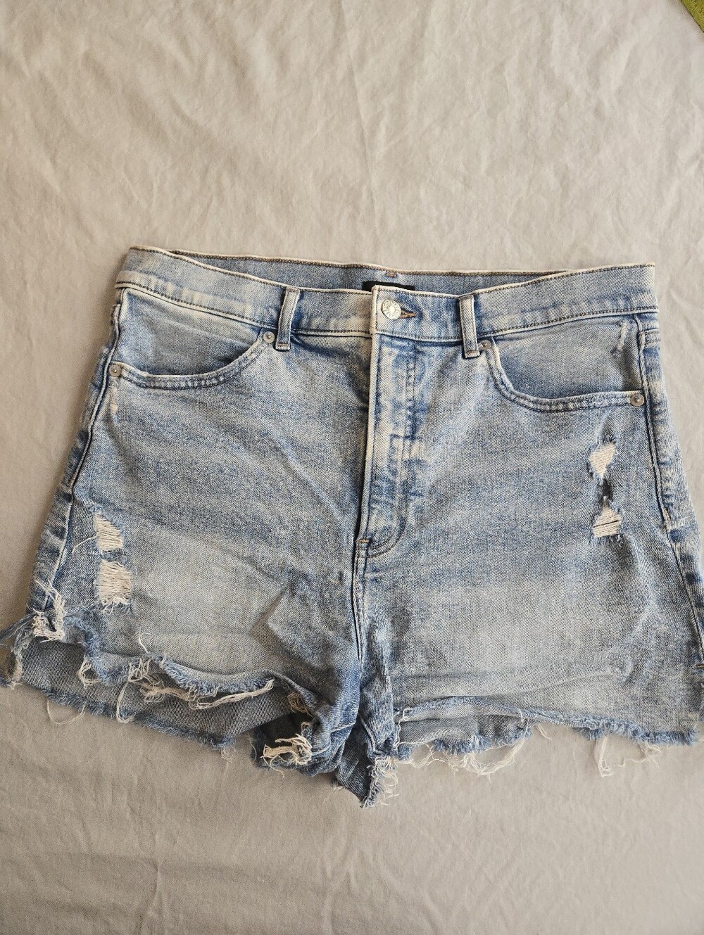 Express Super High Waist Mom Shorts Light Blue Distressed Denim HAL3